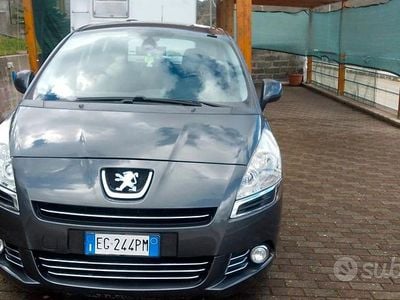 Usata Peugeot 5008 112 CV (82 kW) 2011 Monovolume