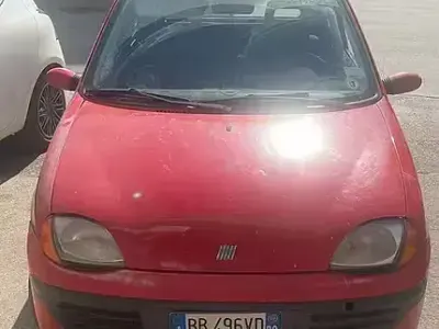 Usata Fiat 600 54 CV (39 kW) 1999 Rosso Berlina