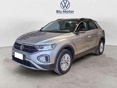 Usata VW T-Roc Life 116 CV (85 kW) 2025 Pyrit silver metallizzato nero SUV