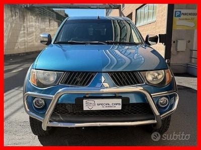 Usata Mitsubishi L200 Invite 136 CV (100 kW) 2008 Blu Pick-up