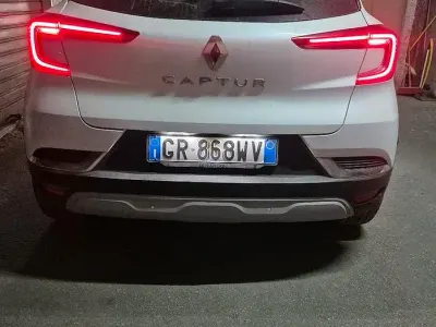 Usata Renault Captur 101 CV (74 kW) 2023 Bianco SUV