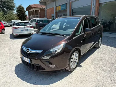 Usata Opel Zafira Tourer 150 CV (110 kW) 2016 Marrone Monovolume