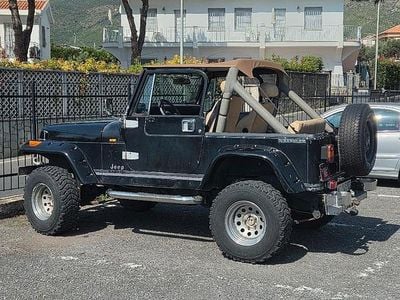 Begagnad Jeep Wrangler Laredo 103 HK (75 kW) 1983 Svart SUV