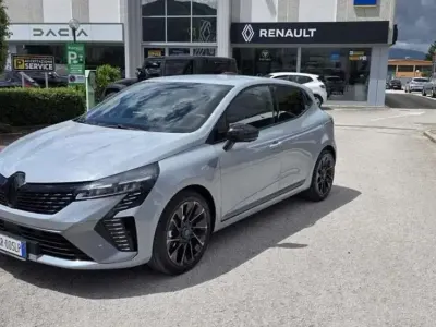 Usata Renault Clio V Esprit Alpine 143 CV (105 kW) 2024 Gray Berlina