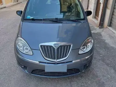 Usata Lancia Musa 95 CV (69 kW) 2012 Monovolume