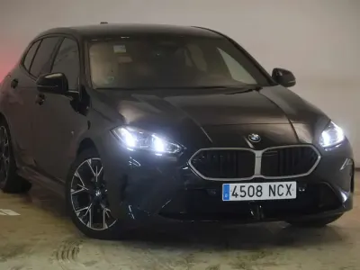 Usata BMW 120 M Sport 163 CV (119 kW) 2025 Sapphire black Utilitaria