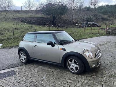 Usata Mini Cooper D 109 CV (80 kW) 2009 Utilitaria