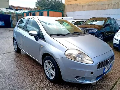 Brugt Fiat Grande Punto Active 75 HK (55 kW) 2006 Grå Hatchback