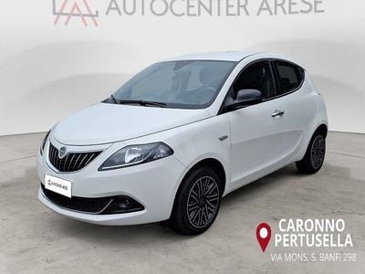 Usata Lancia Ypsilon Gold 70 CV (51 kW) 2023 Bianco Utilitaria