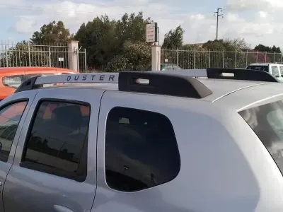 Usata Dacia Duster Lauréate 109 CV (80 kW) 2015 Grigio SUV