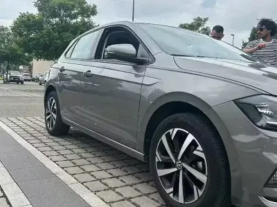 Usata VW Polo Highline 90 CV (66 kW) 2021 Grigio Utilitaria