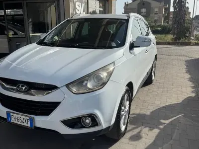 Usata Hyundai ix35 Comfort 115 CV (84 kW) 2011 Bianco SUV