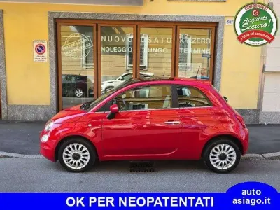 Usata Fiat 500 Dolcevita 69 CV (50 kW) 2022 Rosso Utilitaria