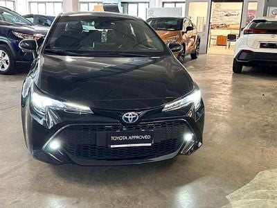 Usata Toyota Corolla Active 98 CV (72 kW) 2021 Nero metallizzato Berlina