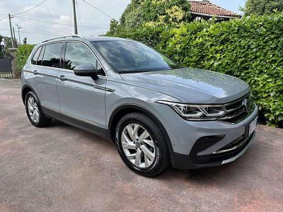 Usata VW Tiguan Elegance 150 CV (110 kW) 2020 Grigio SUV