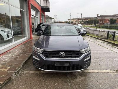 Usata VW T-Roc Style 150 CV (110 kW) 2021 Grigio SUV