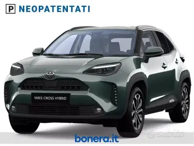 Nuova Toyota Yaris Cross Trend 131 CV (96 kW) 2026 Verde SUV