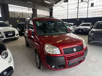 Usata Fiat Doblò 120 CV (88 kW) 2007 Rosso Monovolume