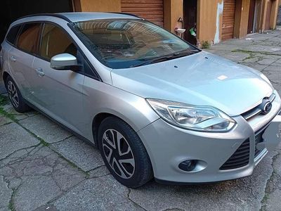 Usata Ford Focus 101 CV (74 kW) 2015 Argento Station wagon