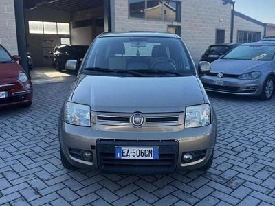 Usata Fiat Panda Dynamic 60 CV (44 kW) 2010 Oro Utilitaria