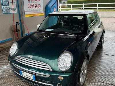 Usata Mini Cooper 116 CV (85 kW) 2005 Verde Utilitaria