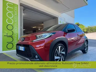 Usata Toyota Aygo X Lounge 72 CV (52 kW) 2025 Rosso SUV