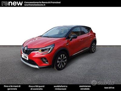 Usata Renault Captur Intens 100 CV (73 kW) 2022 Rosso SUV