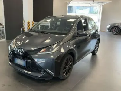 Usata Toyota Aygo Cool 69 CV (50 kW) 2015 Other Utilitaria