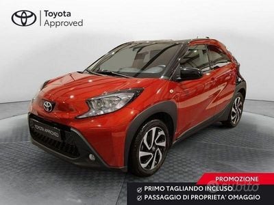 Usata Toyota Aygo X Trend 72 CV (52 kW) 2023 Rosso SUV