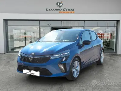 Usata Renault Clio V Evolution 100 CV (73 kW) 2025 Bluazzurro Berlina