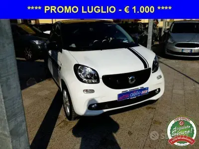 Usata Smart ForFour Passion 71 CV (52 kW) 2016 Bianco Utilitaria
