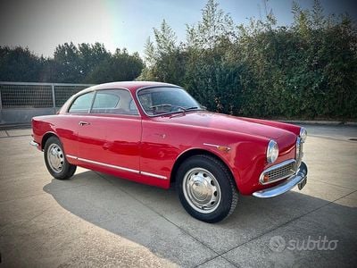 Gebraucht Alfa Romeo Giulietta Sprint 65 PS (47 kW) 2025 Rot Coupé
