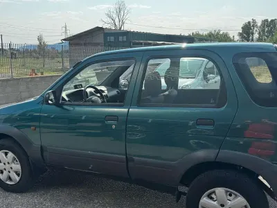 Usata Daihatsu Terios 86 CV (63 kW) 2003 SUV