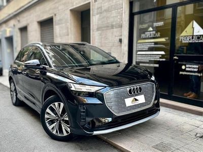 Usata Audi Q4 e-tron S-Line 69 kW (95 CV) 2022 Nero SUV