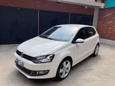 Usata VW Polo Highline 105 CV (77 kW) 2011 Bianco Utilitaria