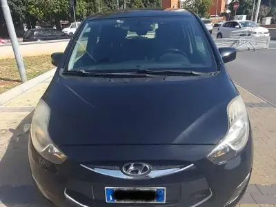 Usata Hyundai ix20 Comfort 116 CV (85 kW) 2012 Nero Utilitaria