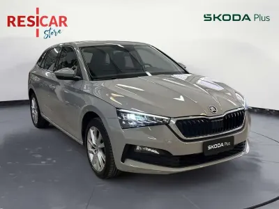 Usata Skoda Scala Style 150 CV (110 kW) 2023 Grigio metallizzato Utilitaria