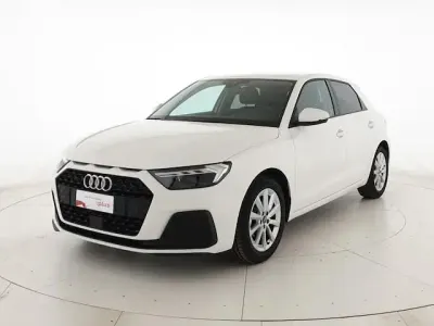 Usata Audi A1 Sportback Business 95 CV (69 kW) 2023 Bianco cortina Utilitaria