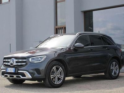 Usata Mercedes GLC200 163 CV (119 kW) 2021 Grigio SUV