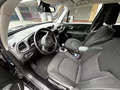 Usata Jeep Renegade Limited 120 CV (88 kW) 2019 Nero SUV
