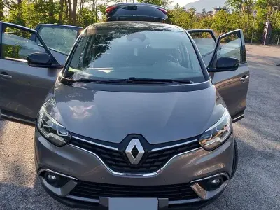 Usata Renault Grand Scénic IV 120 CV (88 kW) 2019 Monovolume