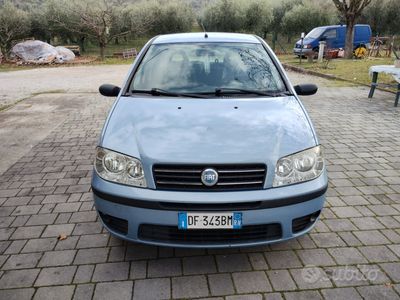 usata Fiat Punto Metano Neopatentati