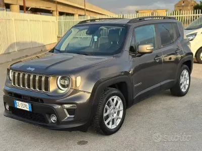 Usata Jeep Renegade Limited 131 CV (96 kW) 2021 Grigio SUV