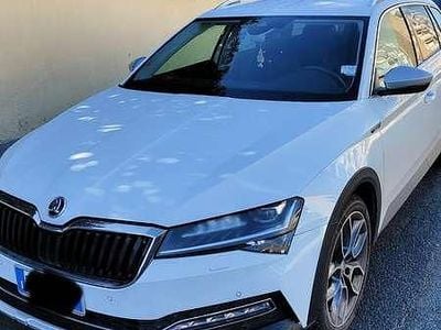 Usata Skoda Superb Scout 4x4 190 CV (139 kW) 2020 Station wagon