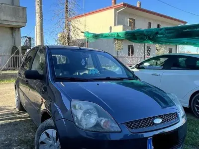 Usata Ford Fiesta 68 CV (50 kW) 2006 Utilitaria