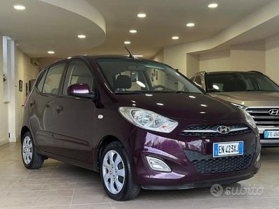 Usata Hyundai i10 Classic 69 CV (50 kW) 2012 Viola Utilitaria