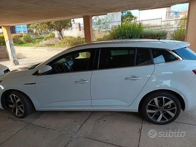 Usata Renault Mégane GrandTour 115 CV (84 kW) 2019 Bianco Station wagon