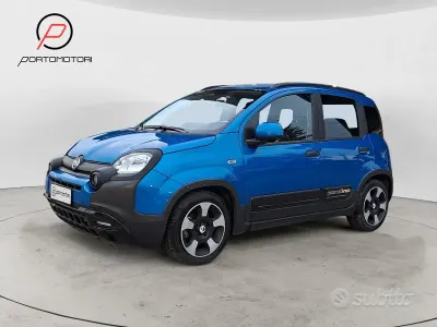 Usata Fiat Panda Cross Cross 69 CV (50 kW) 2025 Blu Utilitaria