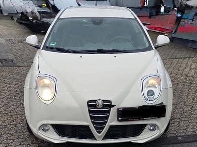 Usata Alfa Romeo MiTo Distinctive 95 CV (69 kW) 2011 Bianco Utilitaria