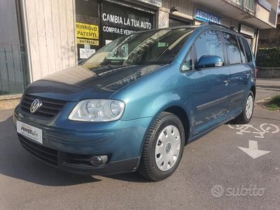 Usata VW Touran 116 CV (85 kW) 2004 Blu Monovolume